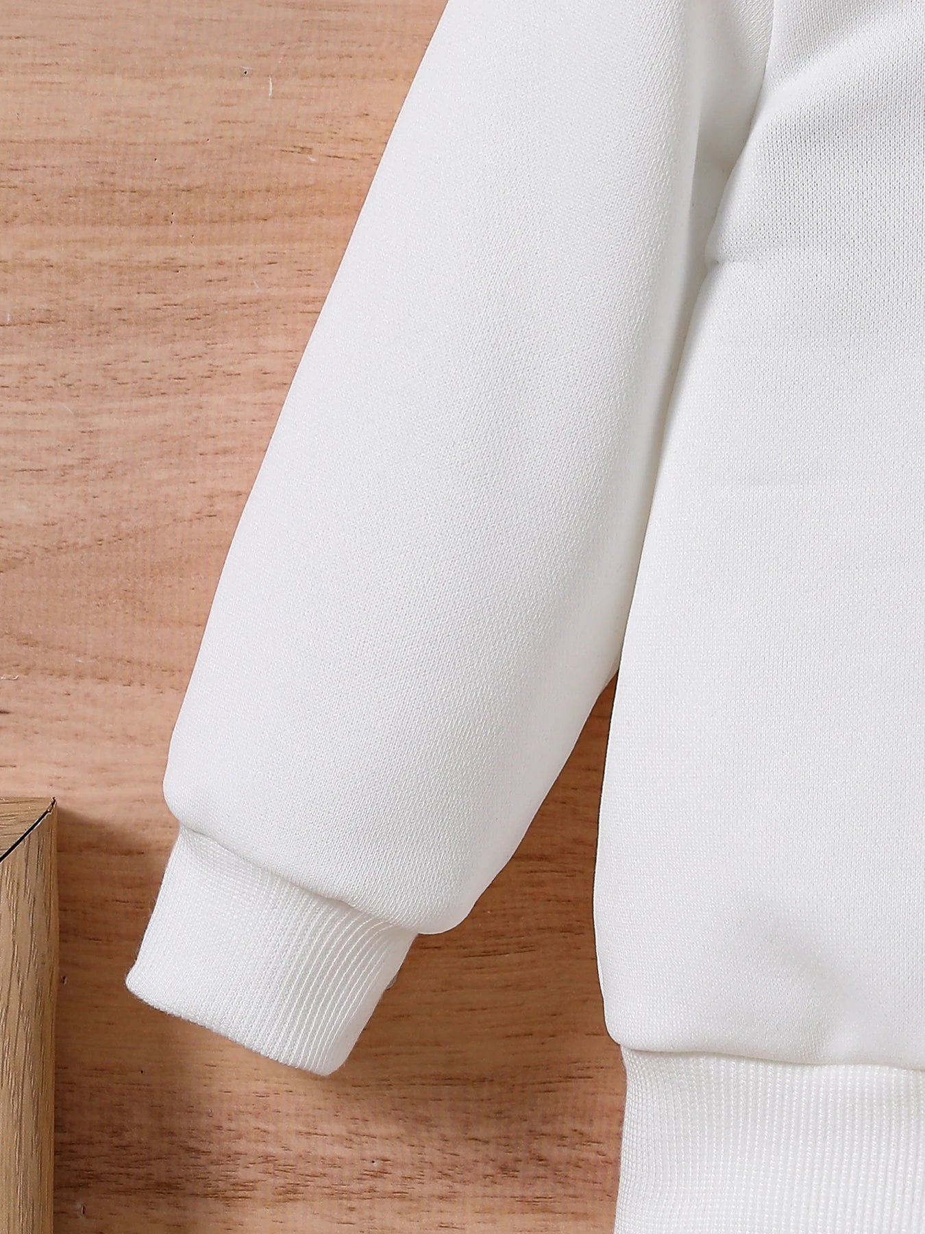 Set de salopete cu glugă moale Elan multicolor