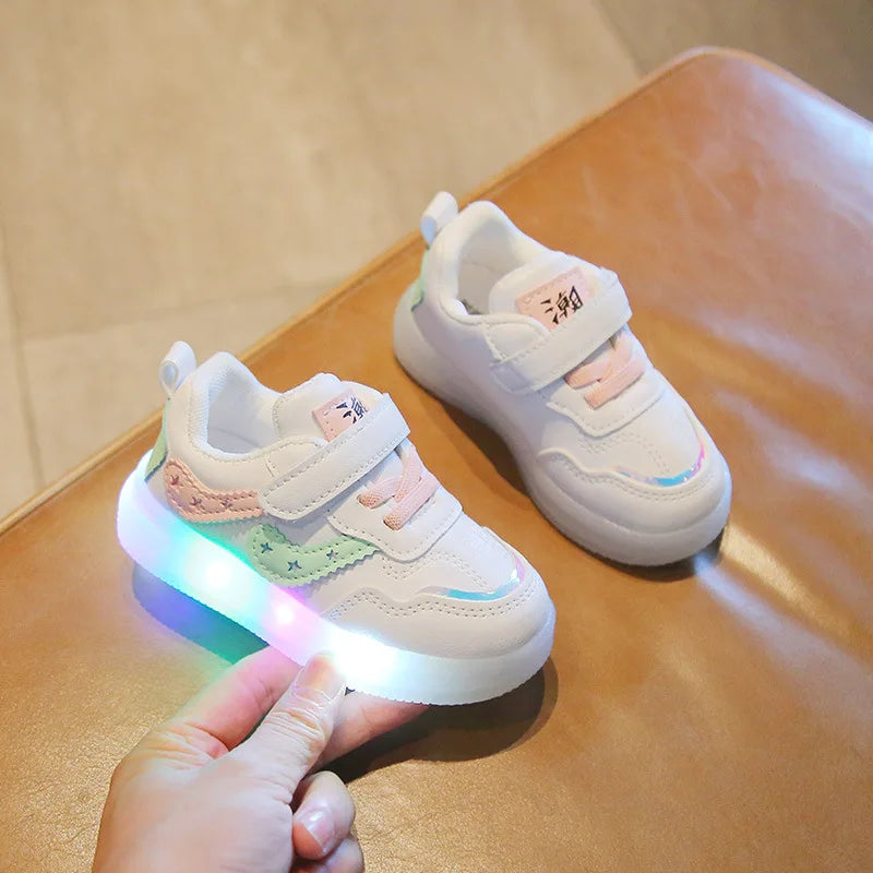 Chaussures de tennis LED multivariées pour enfants