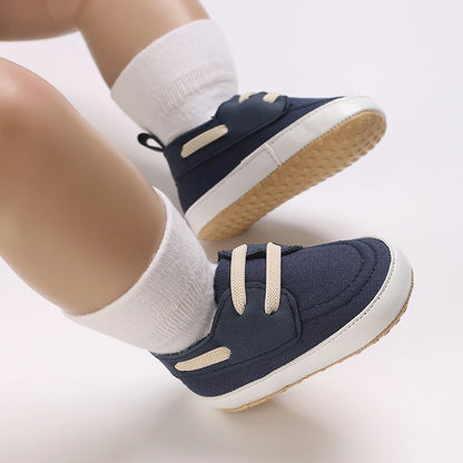 Chaussures premiers pas enfant multivariées