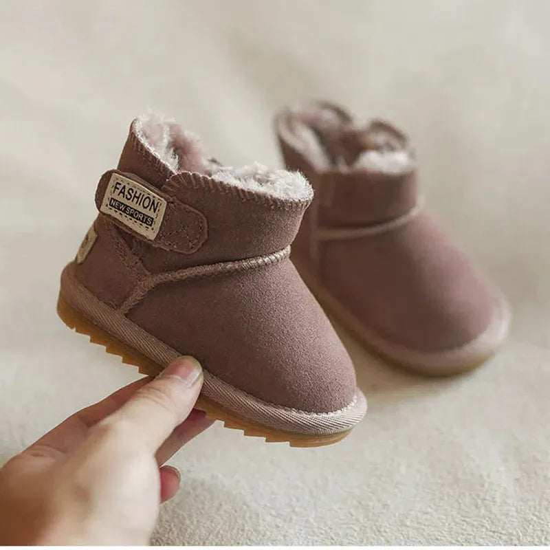 Bottines rembourrées avec semelle antidérapante et velcro pour enfants