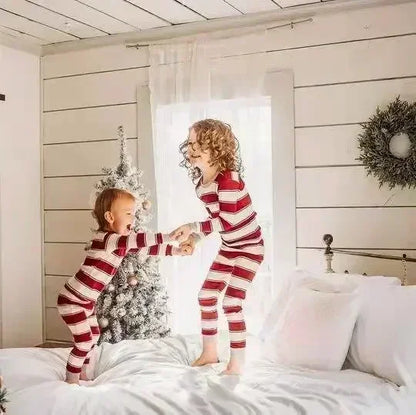 Conjunto de pijama a juego para mamá, papá e hijos