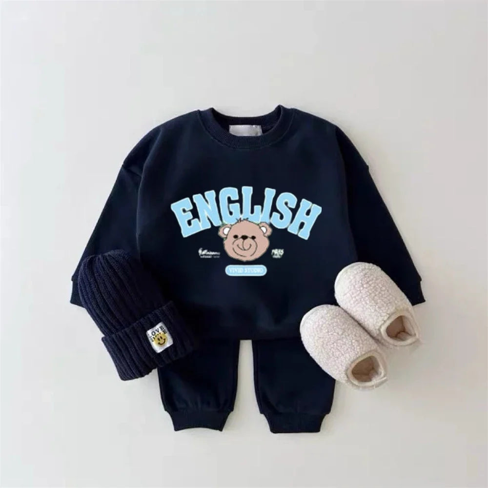 Set Felpa Orsetto e Pantaloni per Bambini – 6 Mesi–6 Anni